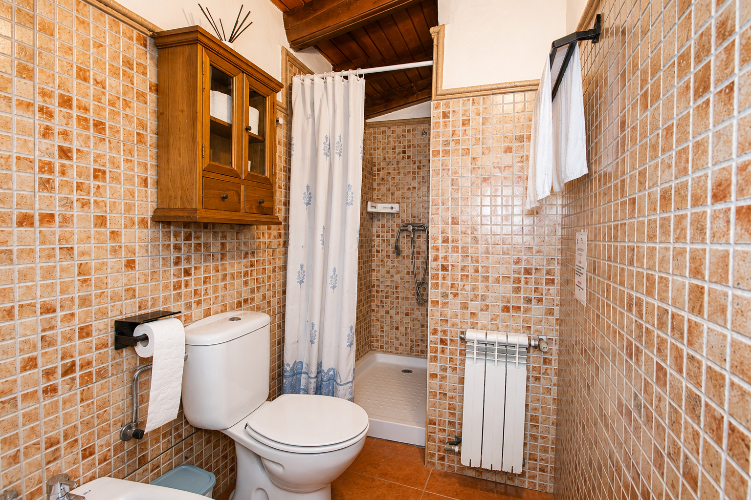 Baño de piedra natural